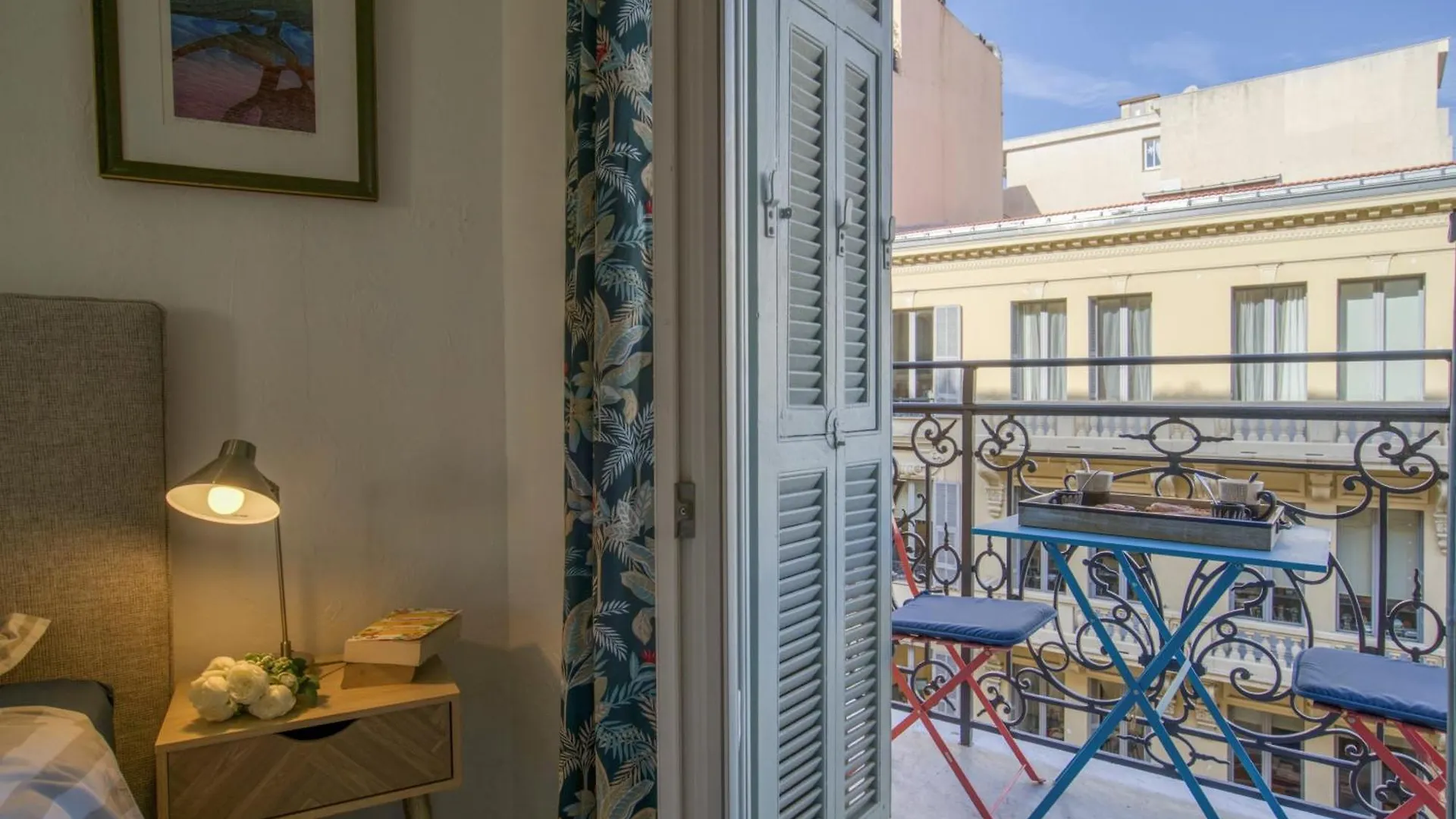 Sublime, Modern, Balconies, A/C, Refurbished Apartamento Nice