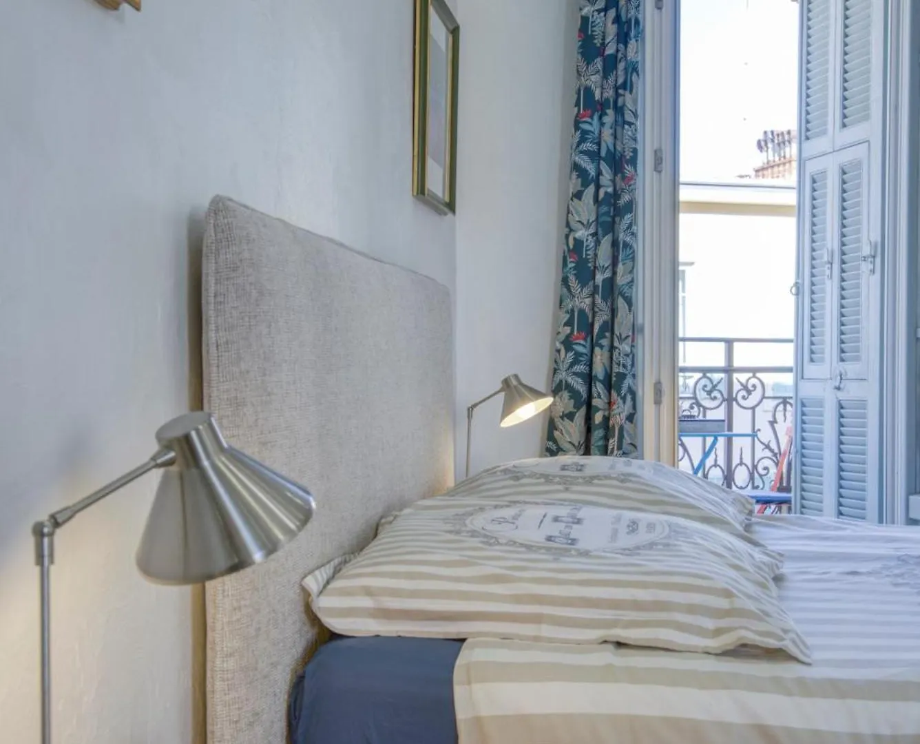 Sublime, Modern, Balconies, A/C, Refurbished Apartamento Nice
