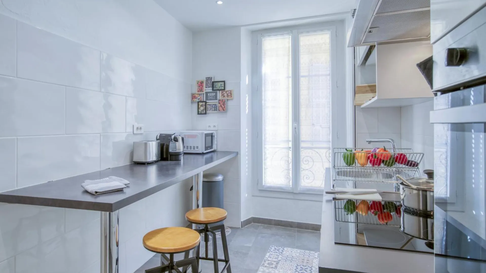 Sublime, Modern, Balconies, A/C, Refurbished Apartamento Nice