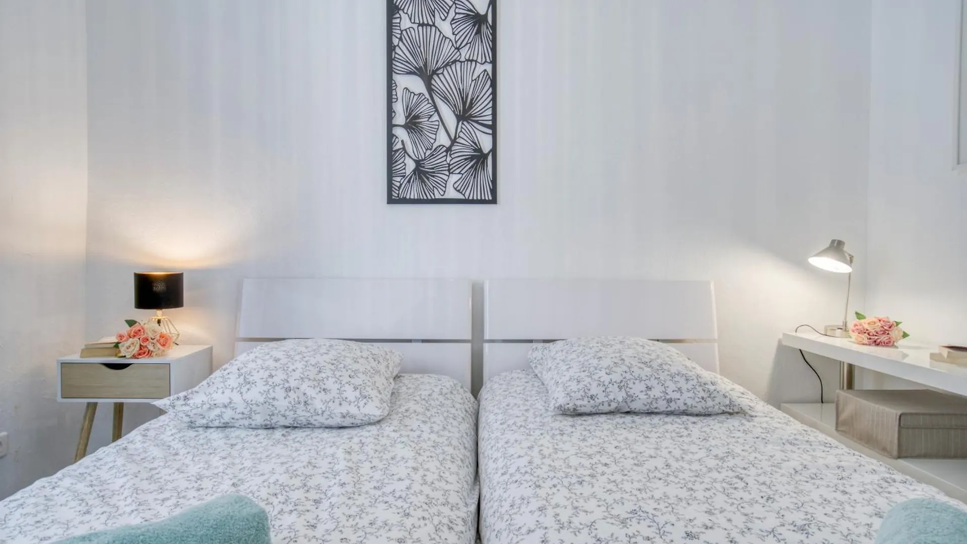 Sublime, Modern, Balconies, A/C, Refurbished Apartamento Nice 0*,  França