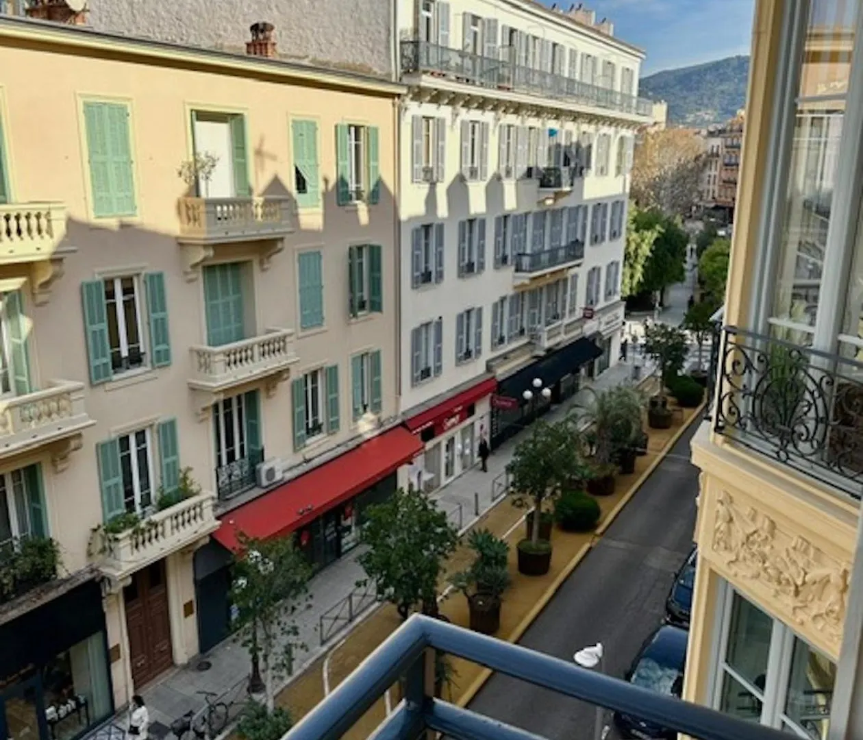 Sublime, Modern, Balconies, A/C, Refurbished Apartment Nice 0*,  France